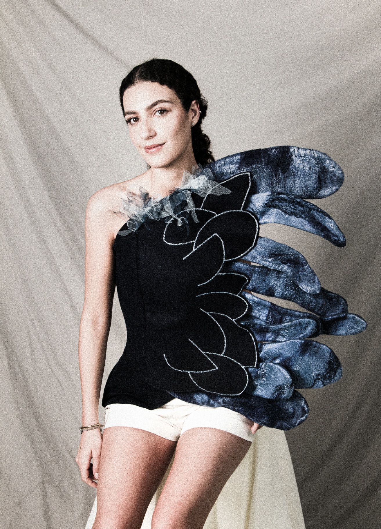 Wayta — corset frontal inspirado en Dalea azurea